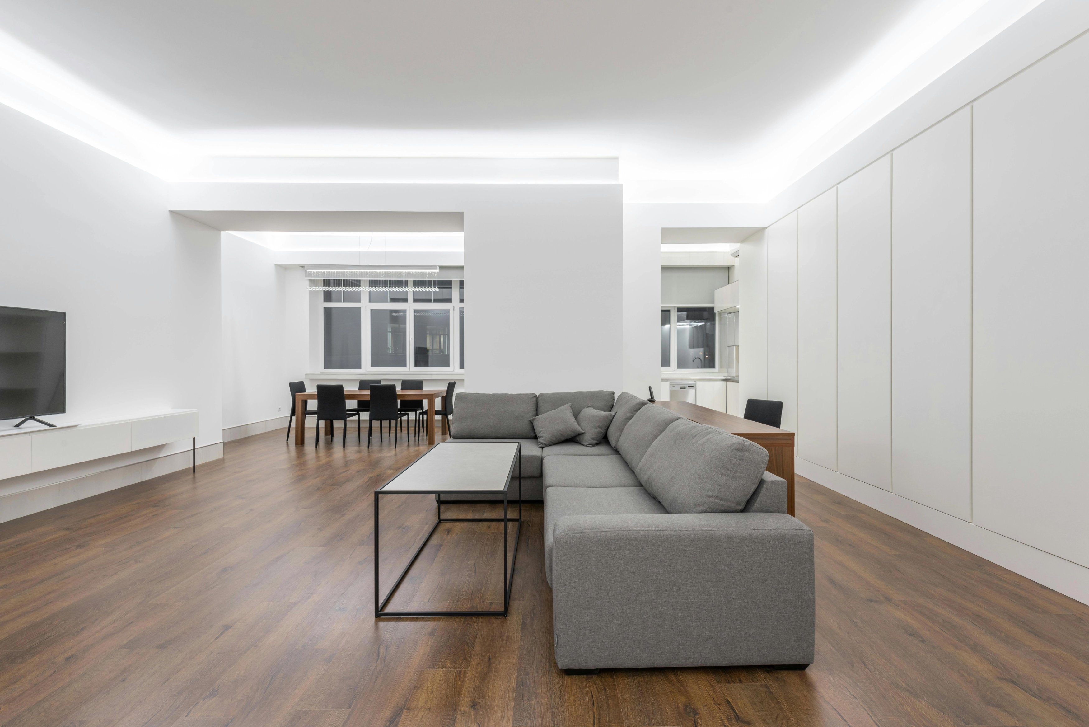 2026 Home Decor Trends: 5 Ways to Transform Your Space with Art